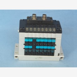 Festo pneumatic block for 8 x 10mm valves Festo pneumatic block for 8 x 10mm valves